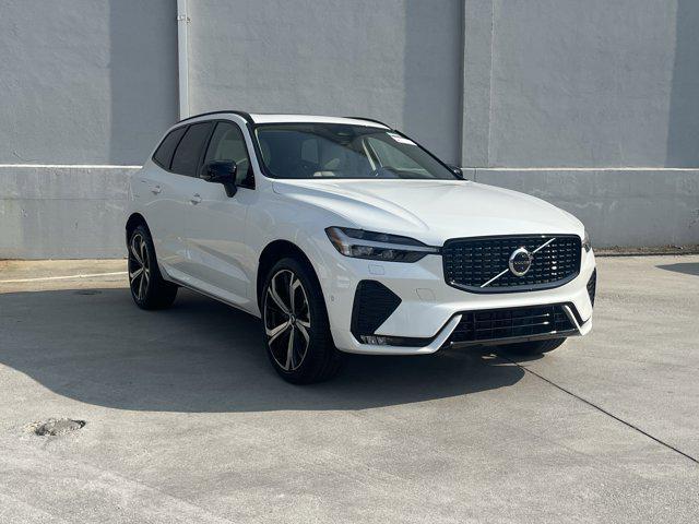 new 2025 Volvo XC60 car, priced at $60,660