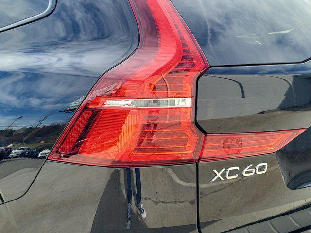 new 2025 Volvo XC60 car, priced at $51,075