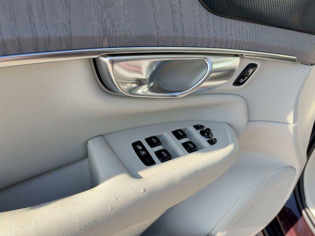 new 2026 Volvo XC90 Plug-In Hybrid car, priced at $85,205