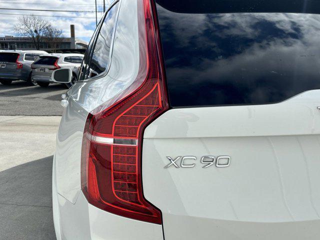 used 2022 Volvo XC90 car, priced at $39,397