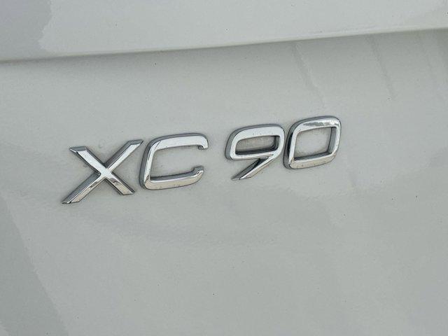 used 2022 Volvo XC90 car, priced at $39,397