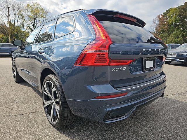 new 2025 Volvo XC60 car, priced at $61,025