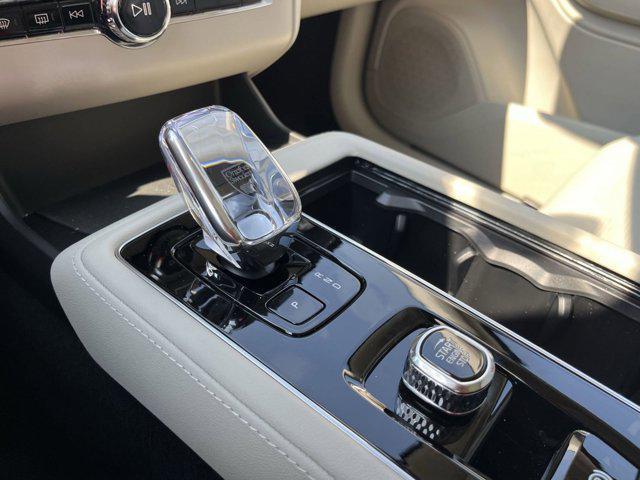 new 2026 Volvo XC90 car, priced at $72,755