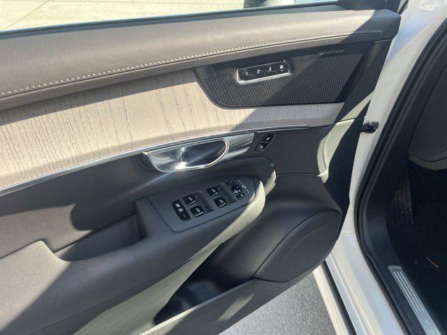 new 2025 Volvo XC90 Plug-In Hybrid car, priced at $82,405
