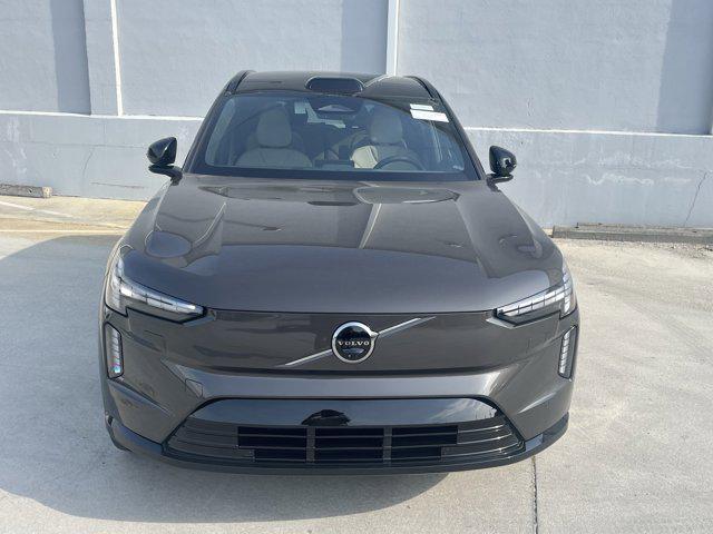 new 2025 Volvo EX90 car, priced at $85,695