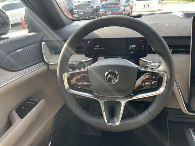 new 2025 Volvo EX90 car, priced at $85,695