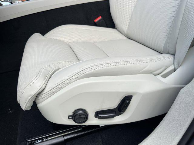 new 2026 Volvo XC60 car, priced at $63,935