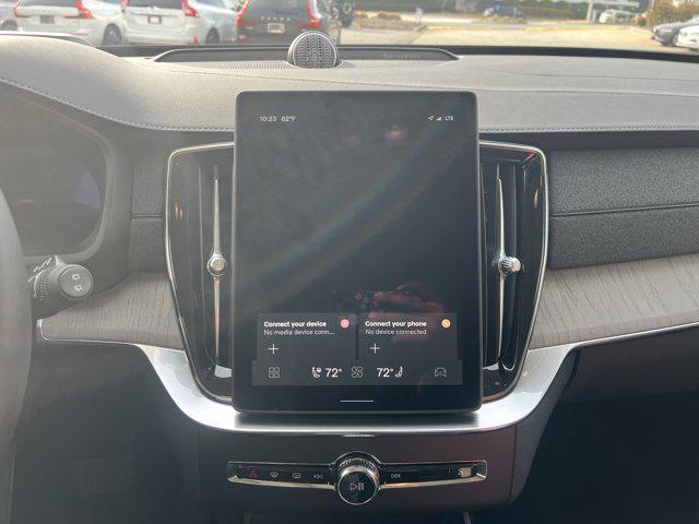 new 2025 Volvo XC90 car, priced at $80,255