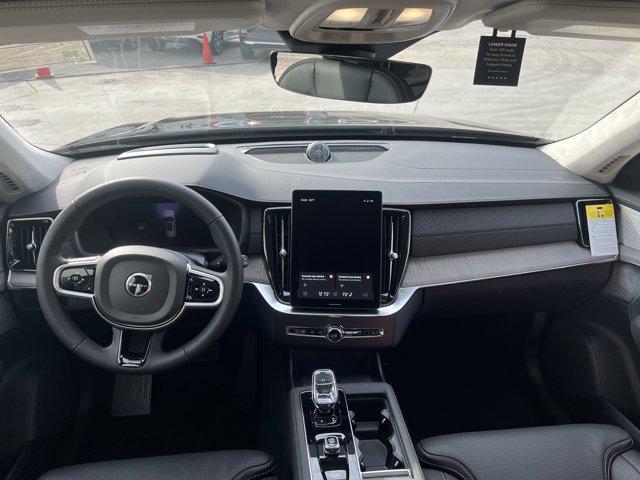 new 2025 Volvo XC90 car, priced at $80,255
