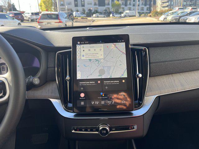 new 2025 Volvo XC90 car, priced at $72,755
