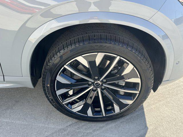 new 2025 Volvo XC90 car, priced at $72,755