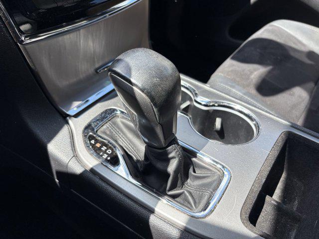 used 2020 Jeep Grand Cherokee car, priced at $15,397