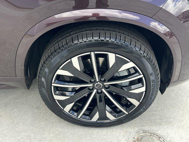 new 2025 Volvo XC90 car, priced at $61,795