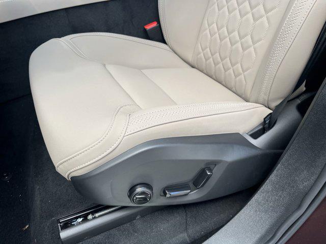 new 2025 Volvo XC90 car, priced at $61,795