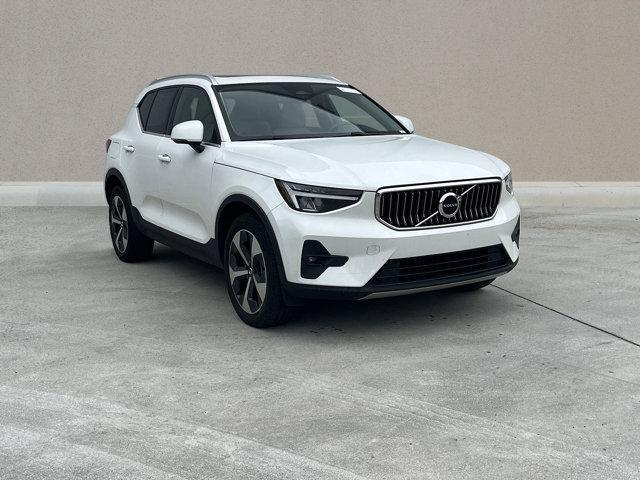 used 2023 Volvo XC40 car, priced at $34,898