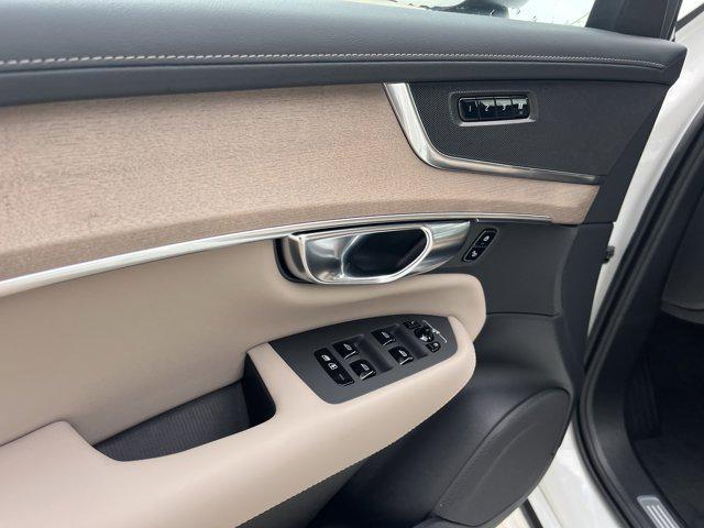 new 2025 Volvo XC90 car, priced at $65,395