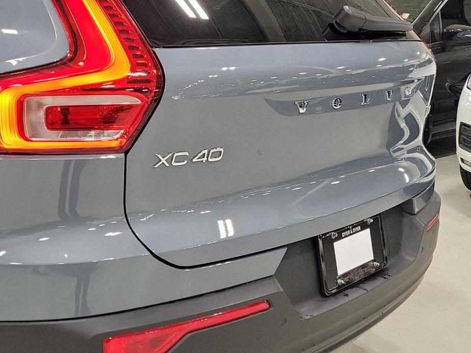 used 2021 Volvo XC40 car, priced at $32,895