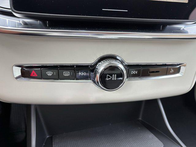 new 2026 Volvo XC90 car, priced at $75,955