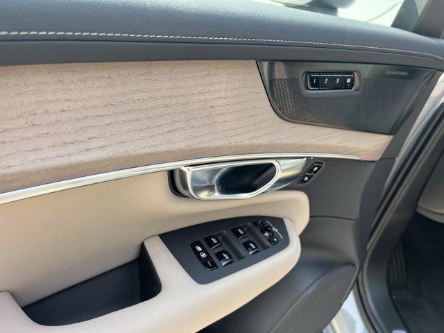 new 2025 Volvo XC90 car, priced at $69,545