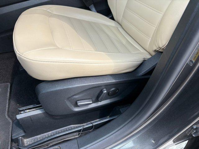 used 2020 Ford Edge car, priced at $12,898