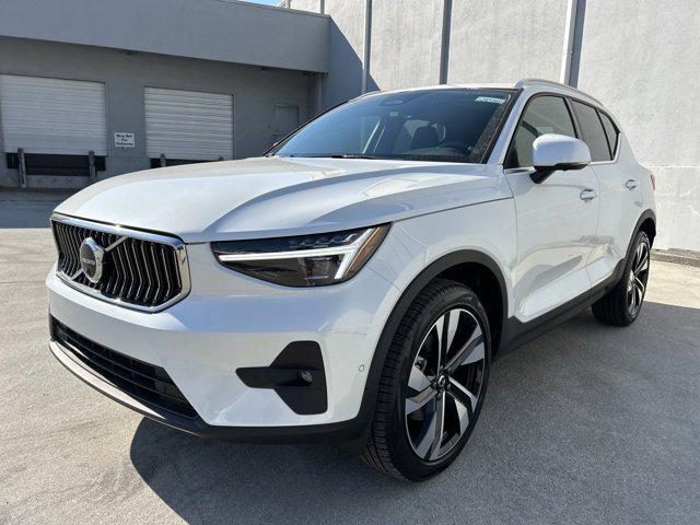 new 2025 Volvo XC40 car, priced at $49,790