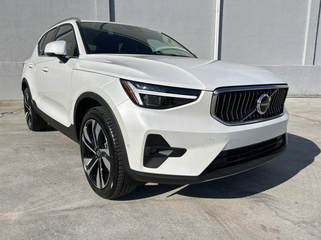 new 2025 Volvo XC40 car, priced at $49,790