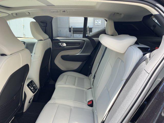 new 2025 Volvo XC40 car, priced at $48,335