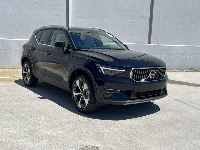 new 2025 Volvo XC40 car, priced at $48,335