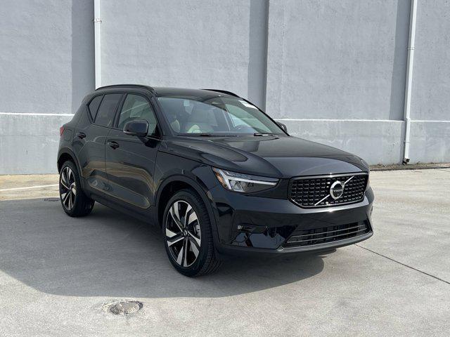 new 2025 Volvo XC40 car, priced at $49,460