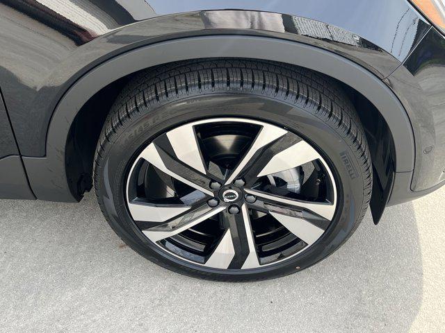new 2025 Volvo XC40 car, priced at $49,460