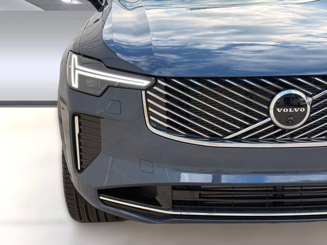 new 2026 Volvo XC90 Plug-In Hybrid car, priced at $81,875