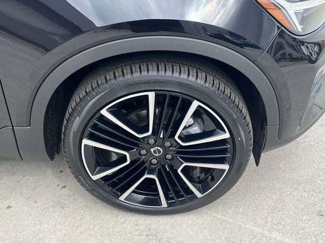 new 2025 Volvo XC40 car, priced at $56,815