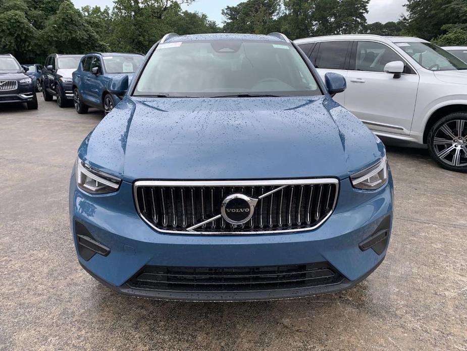 new 2024 Volvo XC40 car, priced at $44,445