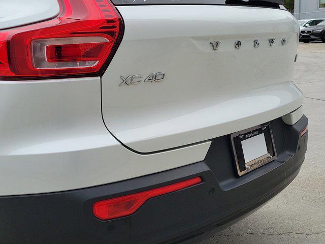 used 2022 Volvo XC40 Recharge Pure Electric car, priced at $31,897