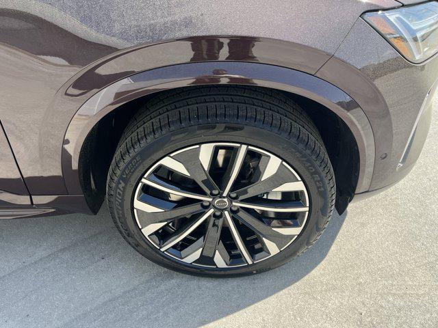 new 2025 Volvo XC90 Plug-In Hybrid car, priced at $82,405