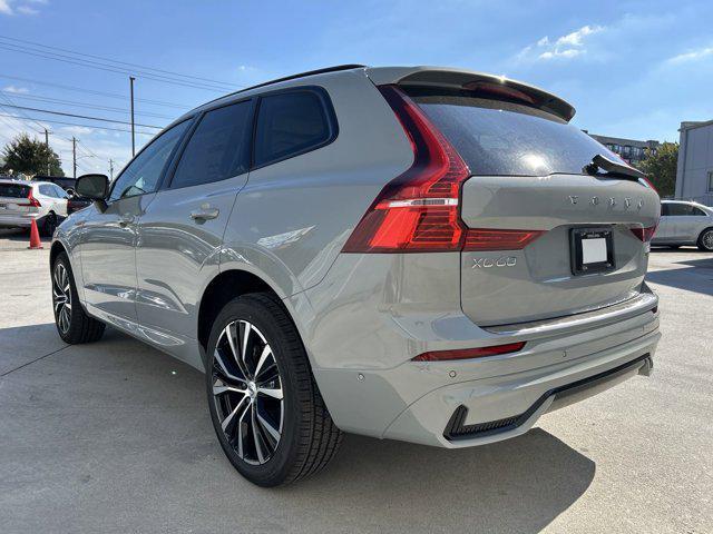 new 2025 Volvo XC60 car, priced at $55,335