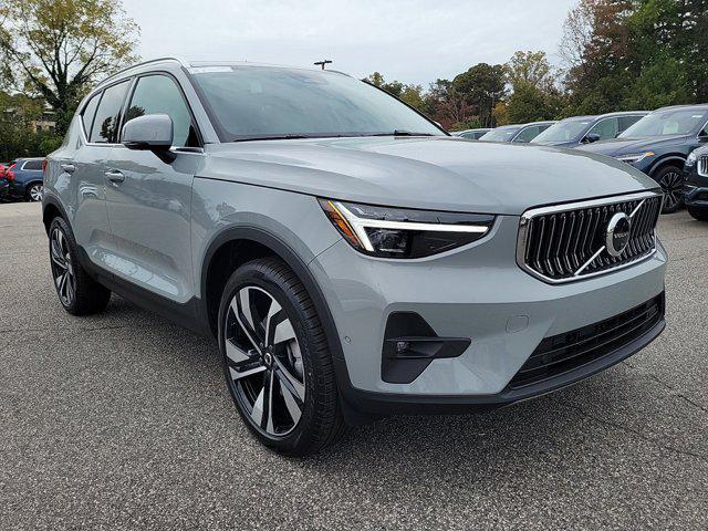 new 2025 Volvo XC40 car, priced at $49,790