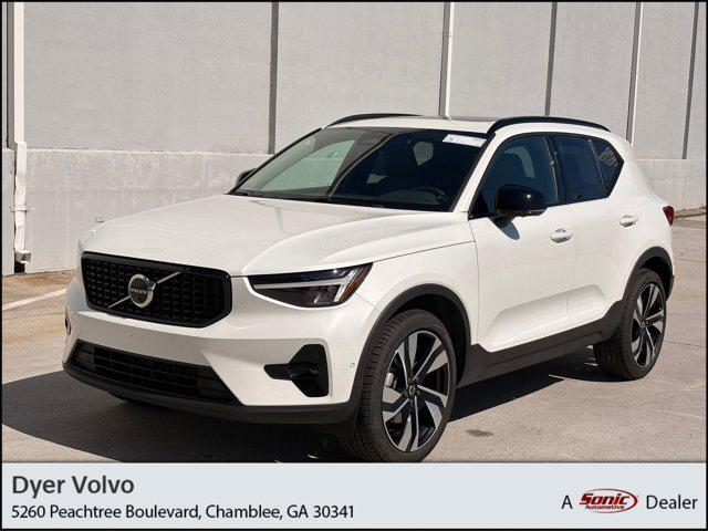 used 2025 Volvo XC40 car, priced at $33,898