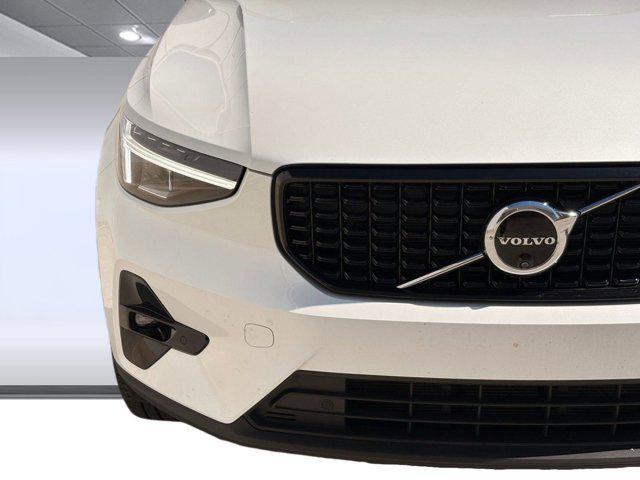 used 2025 Volvo XC40 car, priced at $33,397