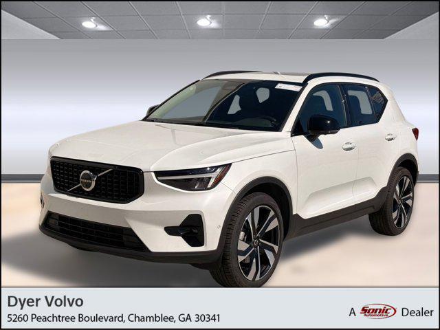 used 2025 Volvo XC40 car, priced at $33,898