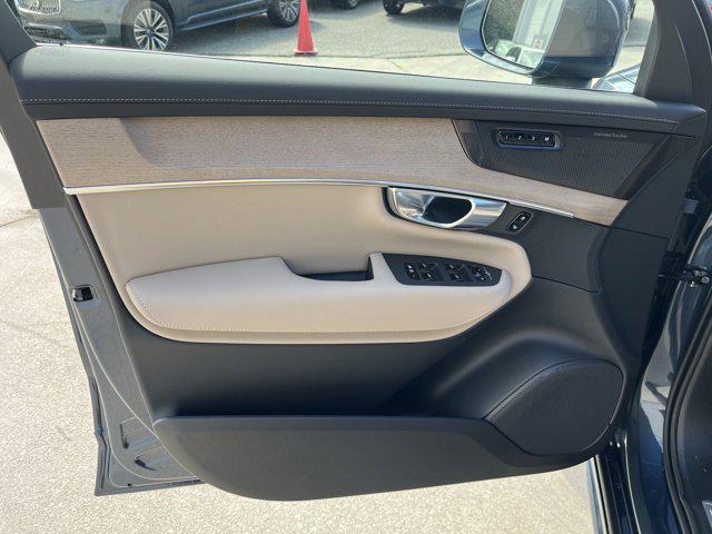 new 2025 Volvo XC90 car, priced at $69,155