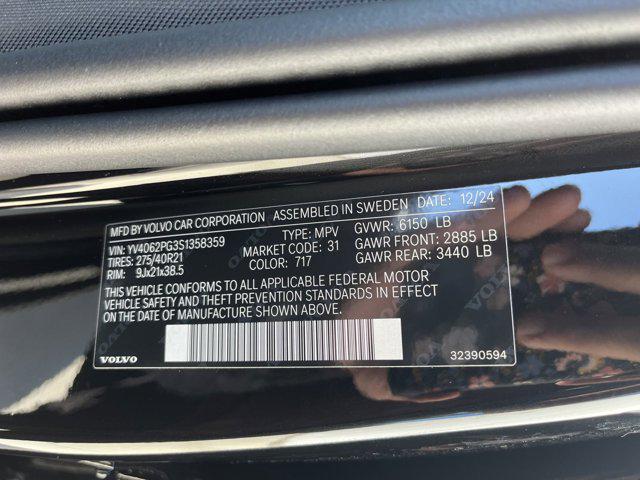 new 2025 Volvo XC90 car, priced at $72,755