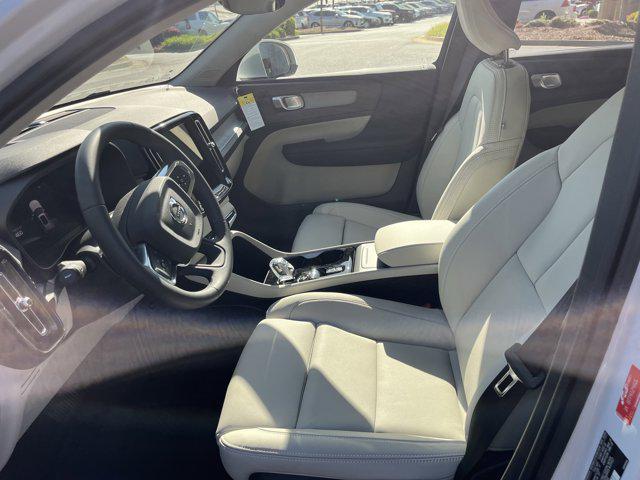 new 2025 Volvo XC40 car, priced at $48,345