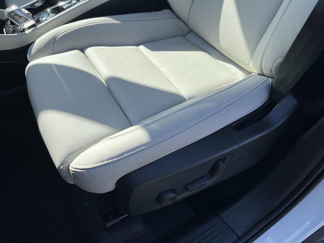 new 2025 Volvo XC40 car, priced at $48,345