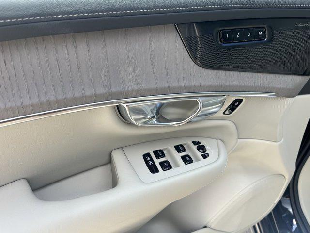 new 2025 Volvo XC90 car, priced at $73,645