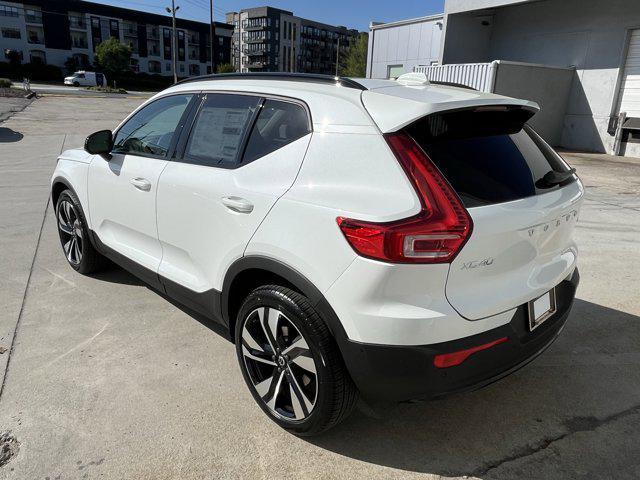 new 2025 Volvo XC40 car, priced at $51,565