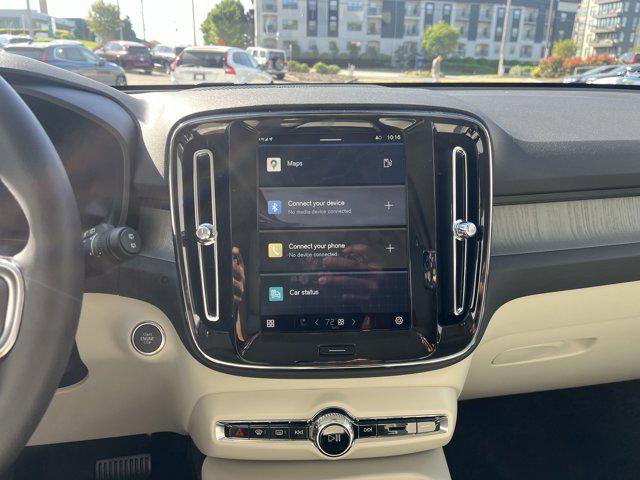 new 2025 Volvo XC40 car, priced at $51,565