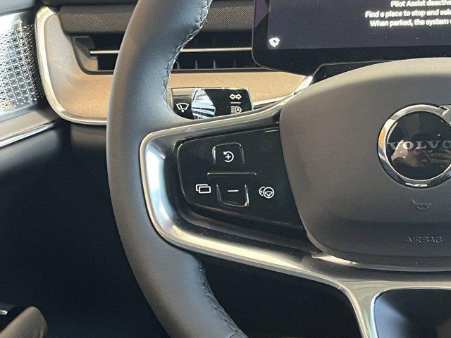 new 2025 Volvo EX90 car, priced at $99,120