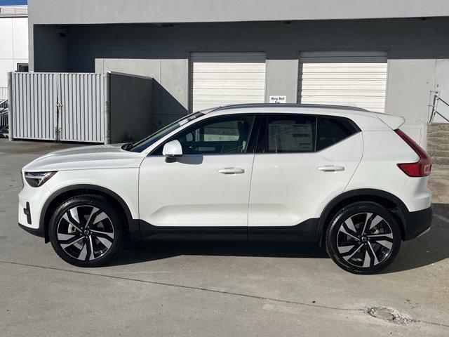 new 2025 Volvo XC40 car, priced at $51,015