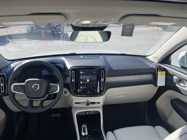 new 2025 Volvo XC40 car, priced at $51,015